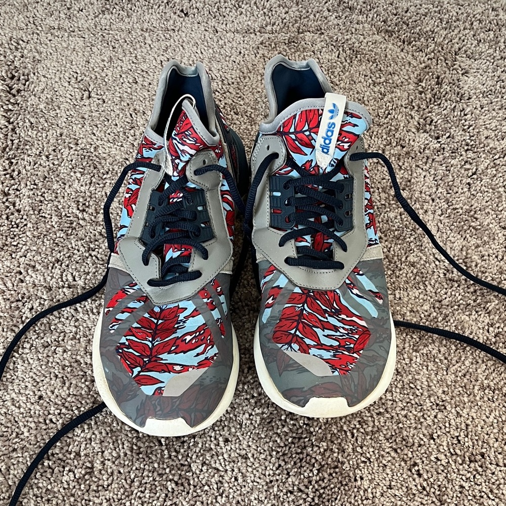 Adidas Men's Red and Gray Patterned Sneakers